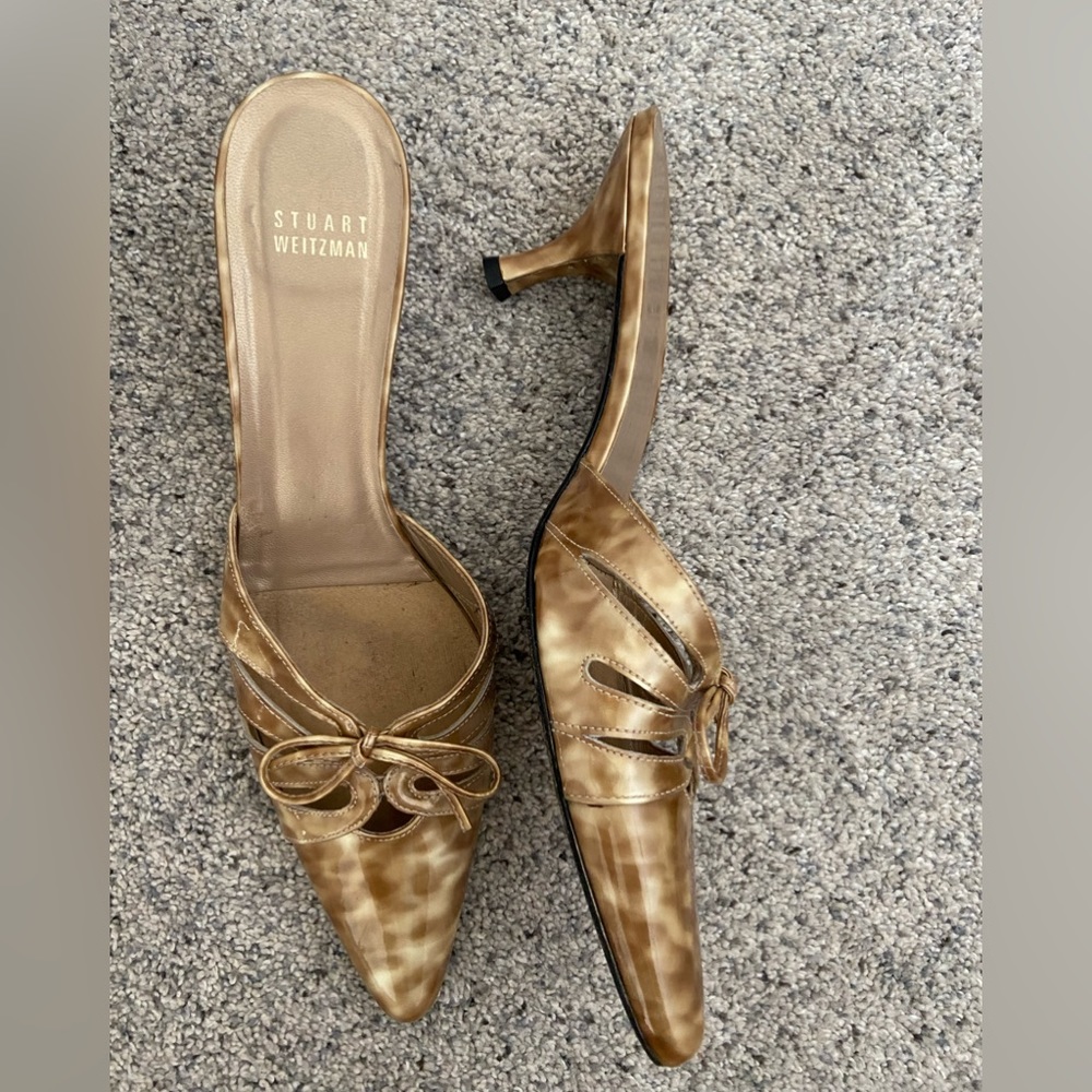 Stuart Weitzman kitten heel slides, size 9